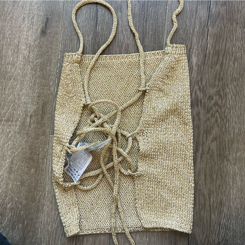 Gold Knit Drawstring Bag - Picture 2 of 2